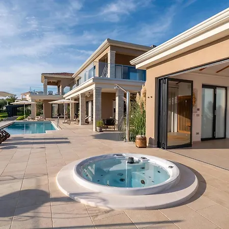 Holiday home Christall *