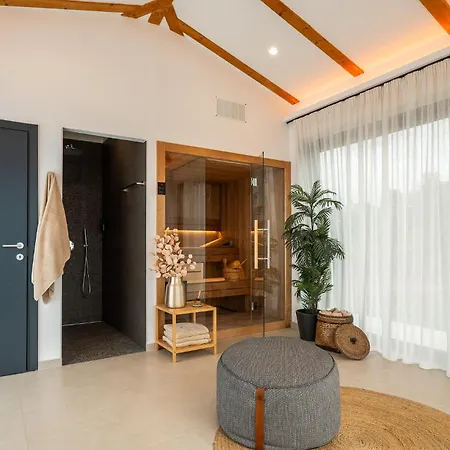 Tatil Evi Christall Kaštelir