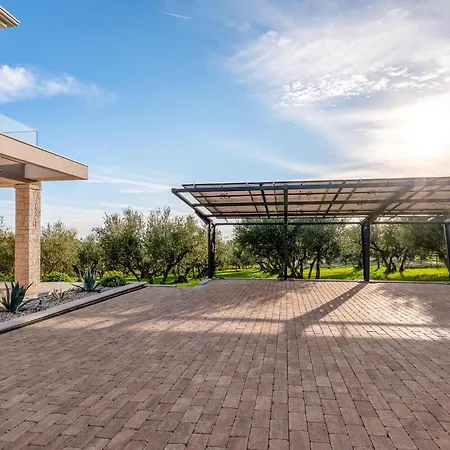 Christall * Kaštelir